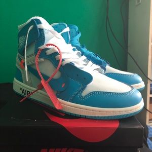 Nike Air Jordan 1 Off-White UNC